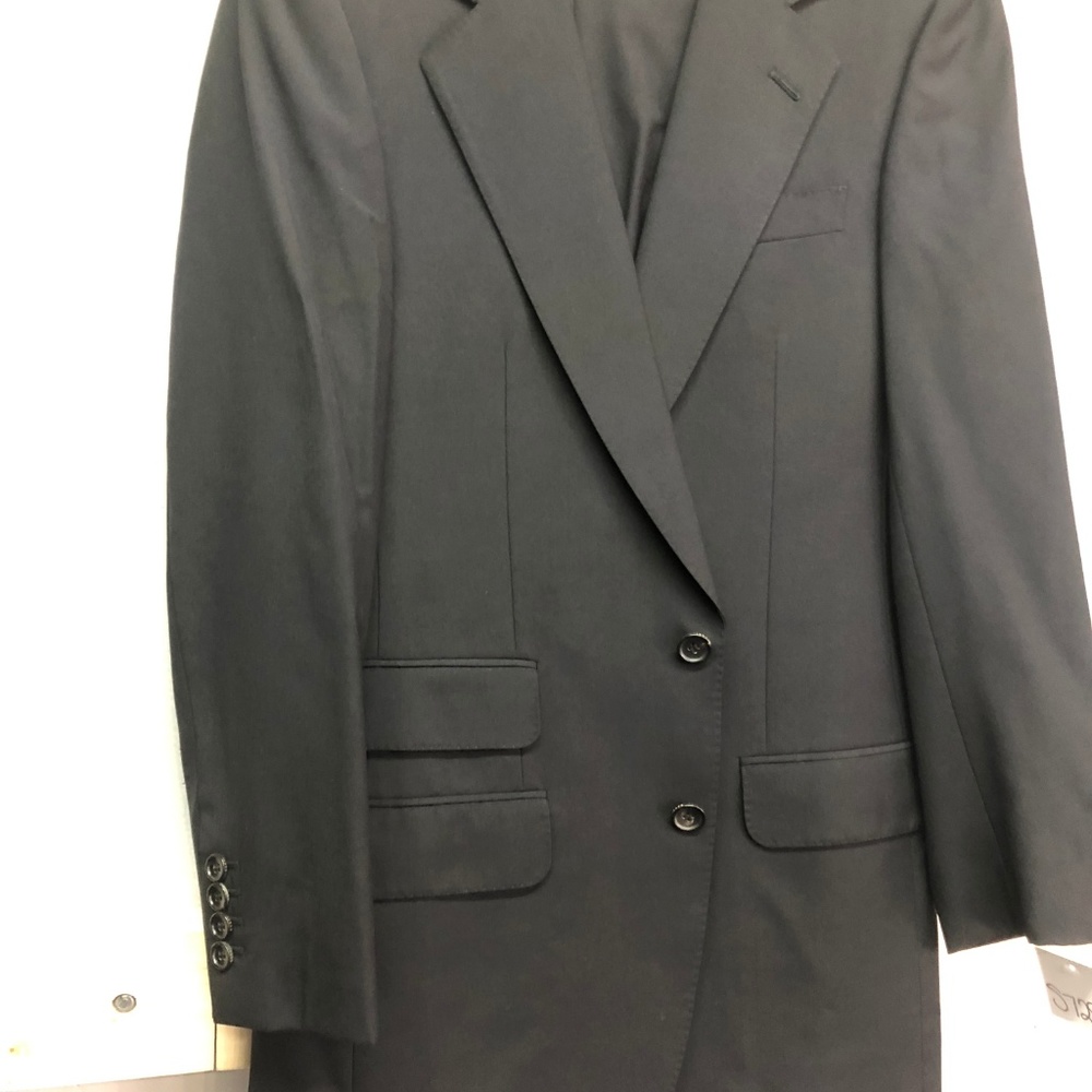 Gucci Suit - Picture 2 of 5